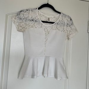 Francesca’s Small Cream Shirt- Used